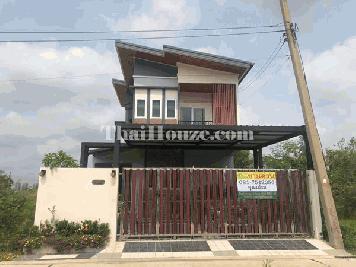 ขายบ้านเดี่ยว 2 ชั้น หมู่บ้านเพชรวัฒนะ ปากเกร็ด นนทบุรี 47 ตร.วา 3 ห้องนอน